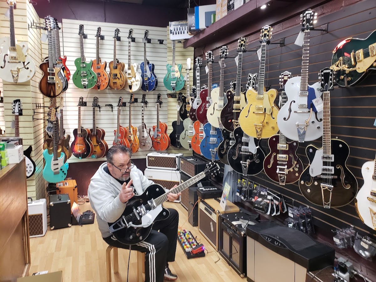 Corner Music