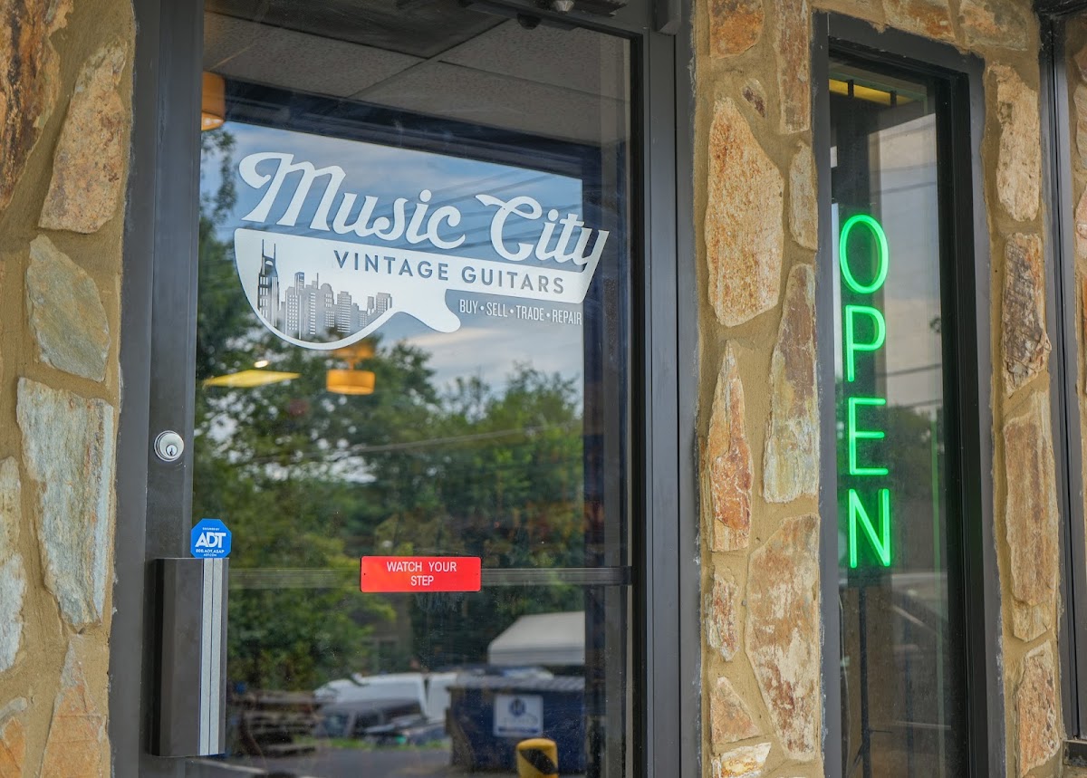 Music City Vintage Guitars