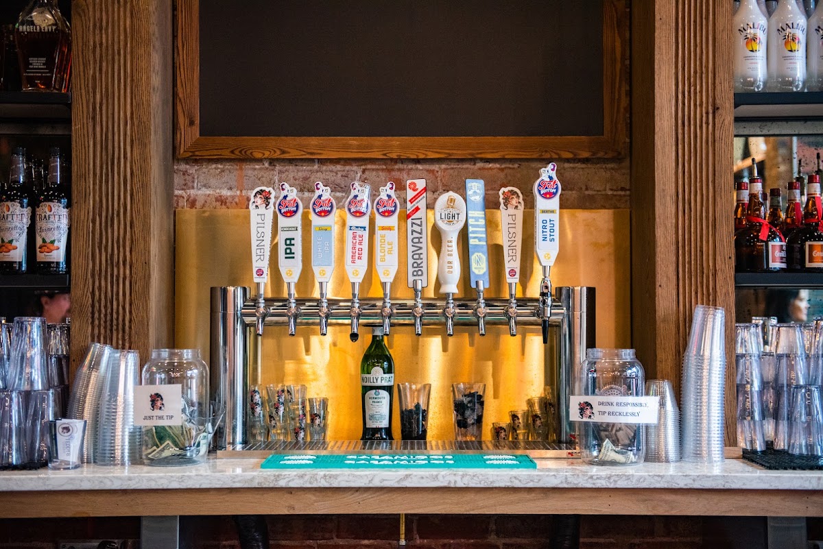 Teddy's Tavern