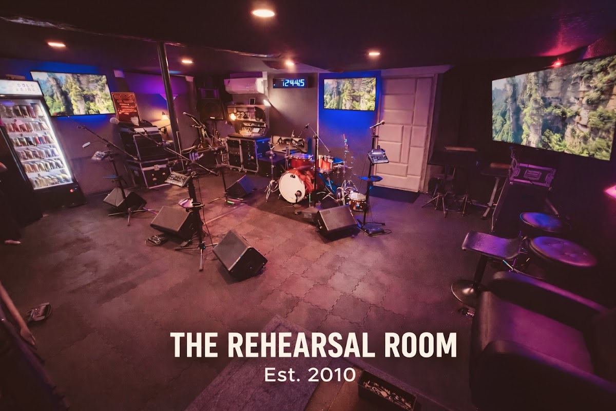 THE REHEARSAL ROOM